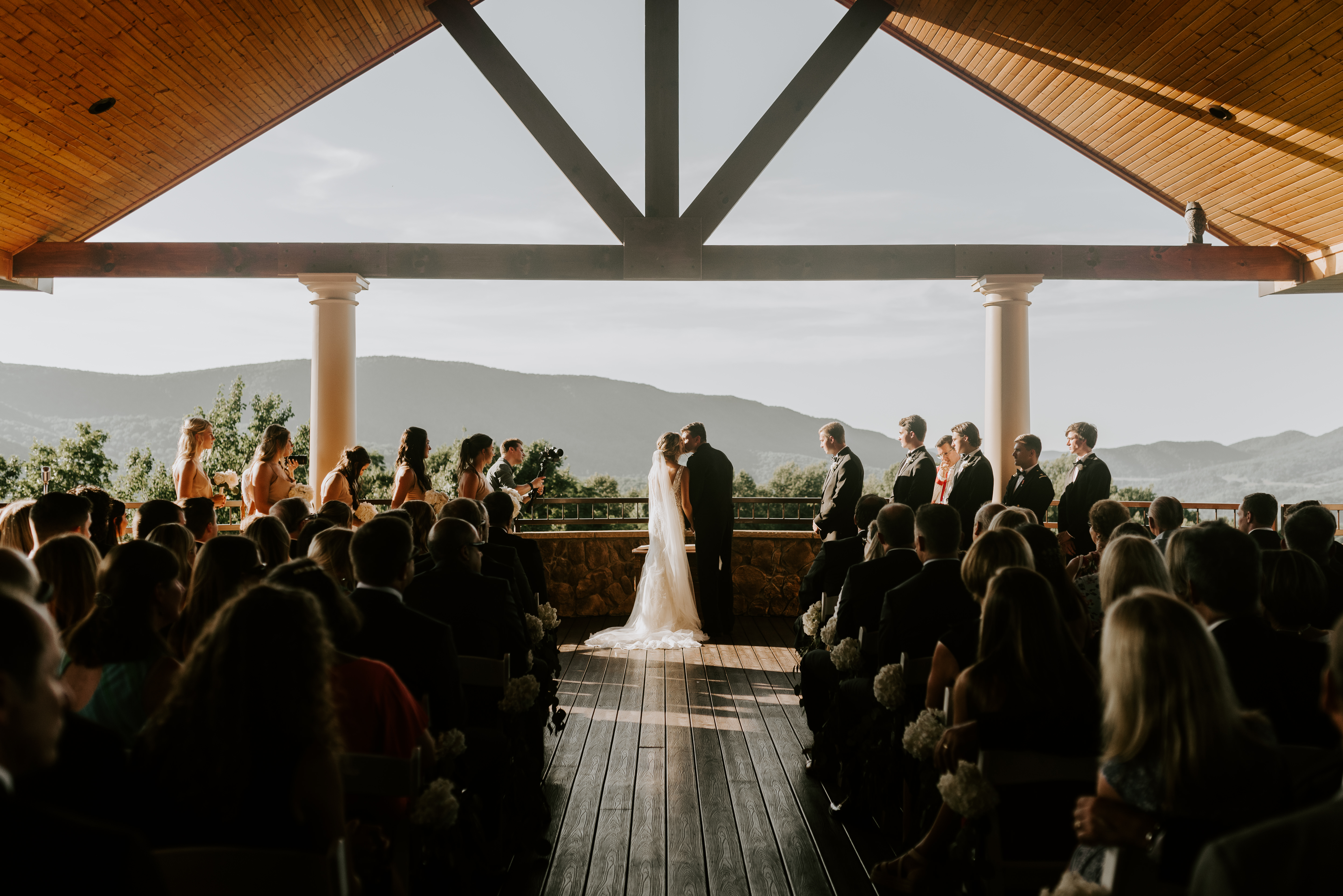 wedding ceremony at the house mountain inn in lexington virginia